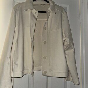 Great L Max Studio white/ivory jacket.  Great for summer